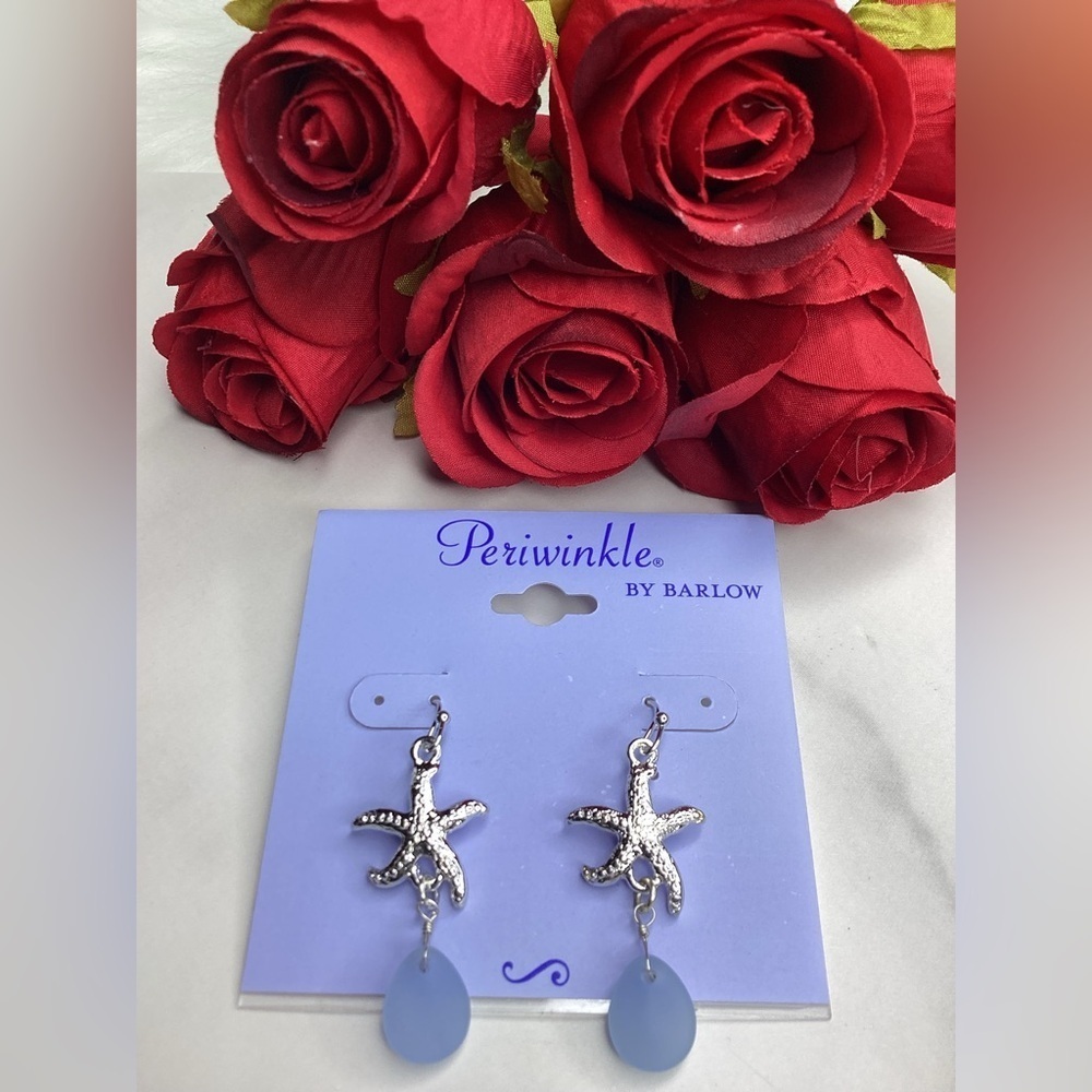 New Periwinkle By Barlow Silver Blue Glass Earrings Star Coastal Vacatio 13$
